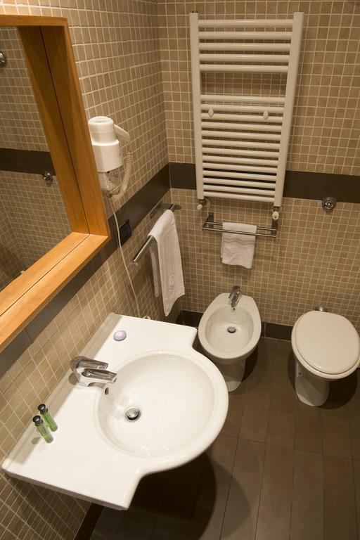 Quarto Deluxe com Cama de Casal ou 2 de Solteiro e Vista da Cidade